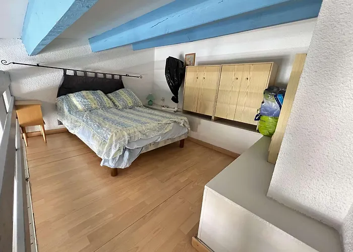 Studio Avec Cabine + Mezzanine Pour 4 Pers, Loggia, Proche Plage, Parking Prive - Fr-1-702-65 아그