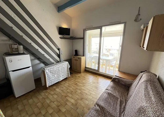 Studio Avec Cabine + Mezzanine Pour 4 Pers, Loggia, Proche Plage, Parking Prive - Fr-1-702-65 아그